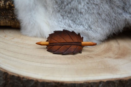 Leren haarpin berkenblad bruin S